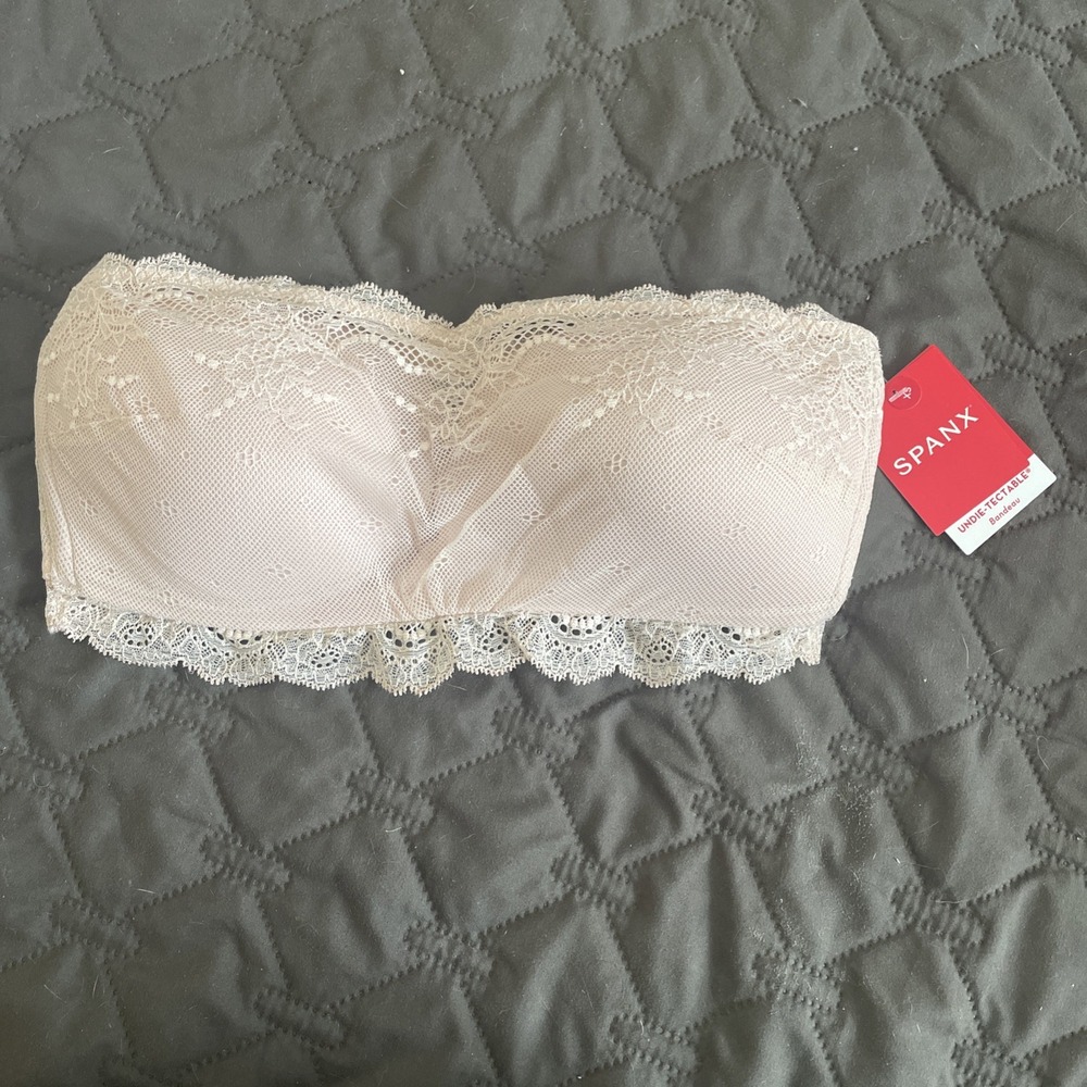 Spanx Women Size XSmall Bra Bandeau Beige Tan Lace Wireless Undietectable NWT